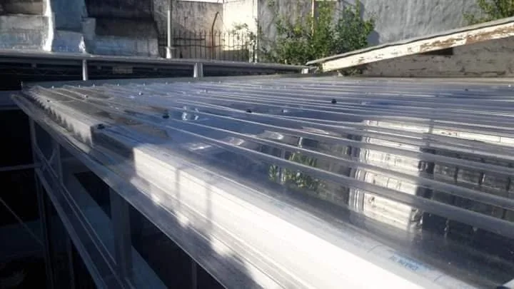 Techo y cerramiento de aluminio a medida — Alumfer
